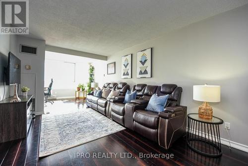 1411 - 3605 Kariya Drive, Mississauga, ON - Indoor Photo Showing Living Room