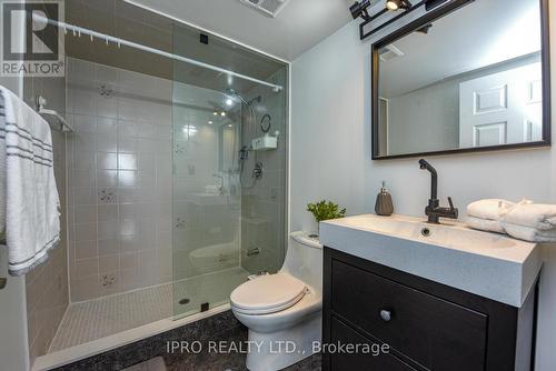 1411 - 3605 Kariya Drive, Mississauga, ON - Indoor Photo Showing Bathroom