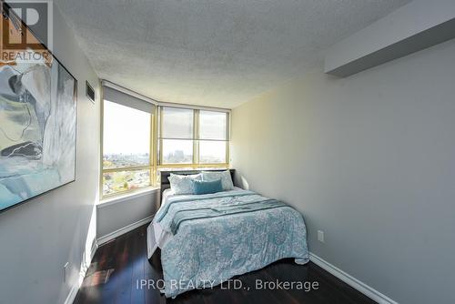 1411 - 3605 Kariya Drive, Mississauga, ON - Indoor Photo Showing Bedroom