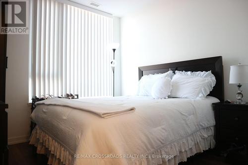 315 - 3100 Keele Street, Toronto, ON - Indoor Photo Showing Bedroom