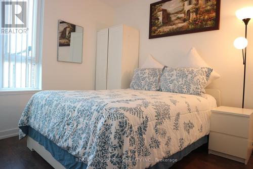 315 - 3100 Keele Street, Toronto, ON - Indoor Photo Showing Bedroom