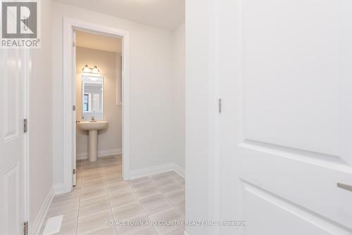 192 St. Joseph Road, Kawartha Lakes (Lindsay), ON - Indoor Photo Showing Other Room