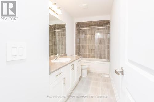 192 St. Joseph Road, Kawartha Lakes (Lindsay), ON - Indoor Photo Showing Bathroom