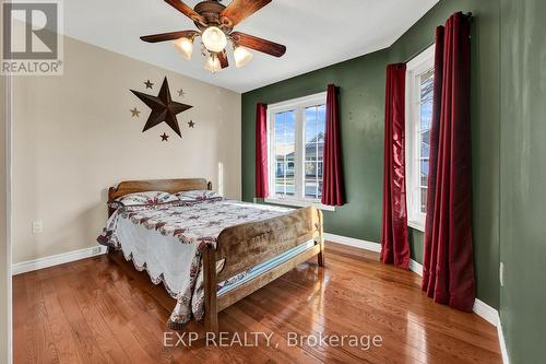 34 Balsam Trail, Norfolk, ON - Indoor Photo Showing Bedroom