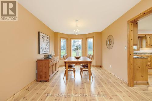 5683 First Line, Erin, ON - Indoor Photo Showing Dining Room