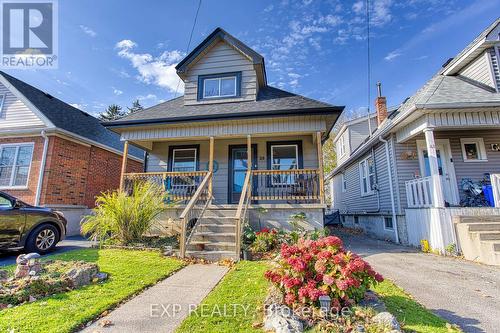 39 Tuxedo Avenue N, Hamilton, ON - Outdoor With Deck Patio Veranda With Facade