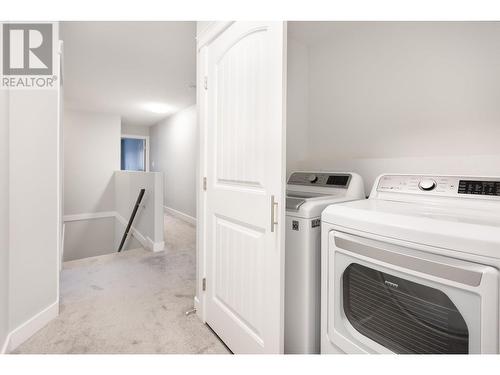 661 Carney Street, Prince George, BC - Indoor Photo Showing Laundry Room