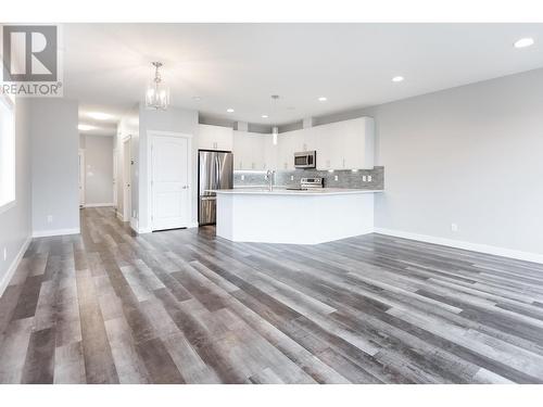 661 Carney Street, Prince George, BC - Indoor Photo Showing Kitchen