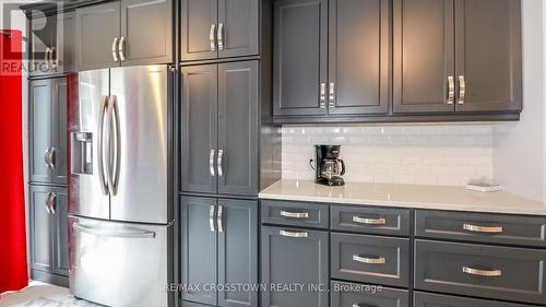 99 Leggott Avenue, Barrie, ON - Indoor Photo Showing Kitchen