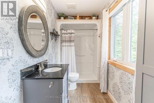 4057 Cambrian Road, Severn, ON - Indoor Photo Showing Bathroom