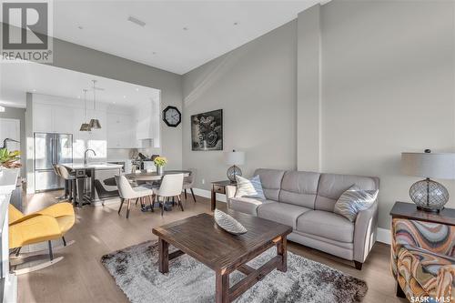 312 408 Cartwright Street, Saskatoon, SK - Indoor Photo Showing Living Room