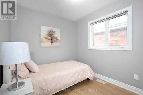 4847 Valera Road, Burlington, ON - Indoor Photo Showing Bedroom