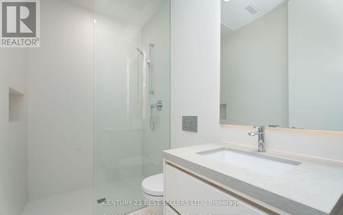 119 Cumberland Drive, Mississauga, ON - Indoor Photo Showing Bathroom