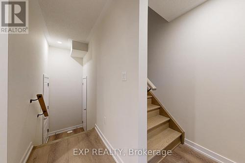 1325 Shevchenko Boulevard, Oakville, ON - Indoor Photo Showing Other Room