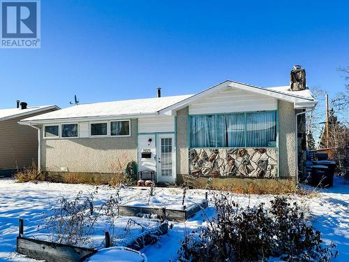 9225 6 Street, Dawson Creek, BC - Outdoor