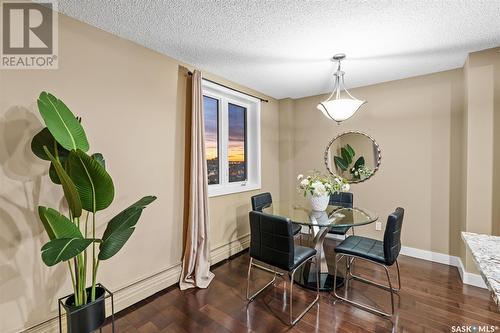 1706 320 5Th Avenue N, Saskatoon, SK - Indoor Photo Showing Dining Room