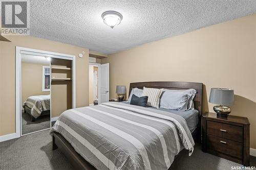 1706 320 5Th Avenue N, Saskatoon, SK - Indoor Photo Showing Bedroom