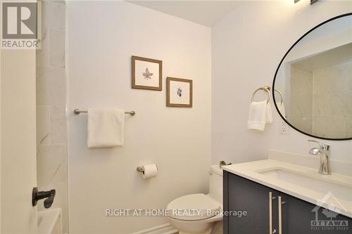 83 Grady Crescent, Ottawa, ON - Indoor Photo Showing Bathroom