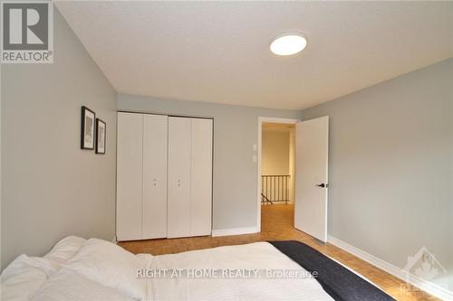 83 Grady Crescent, Ottawa, ON - Indoor Photo Showing Bedroom