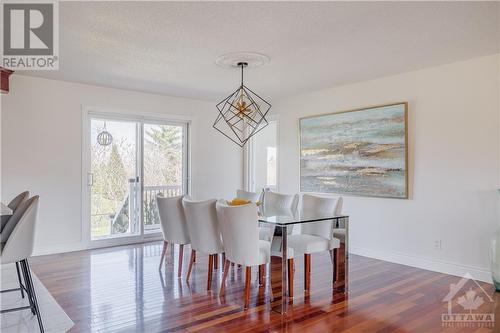 1135 Caprice Court, Ottawa, ON - Indoor Photo Showing Dining Room