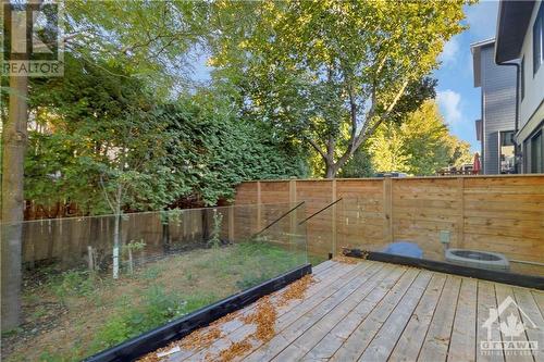 185 A & B Carleton Avenue, Ottawa, ON - Outdoor