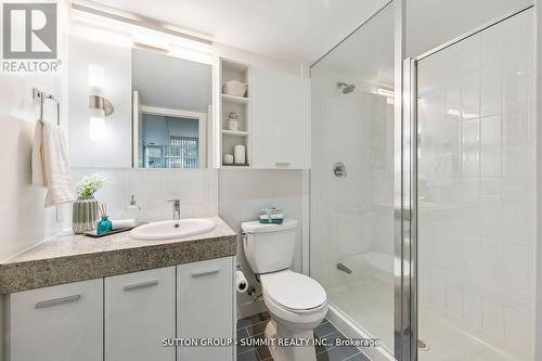 1111 - 15 Singer Court, Toronto, ON - Indoor Photo Showing Bathroom