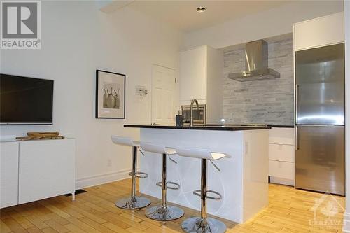 Apt #5 Kitchen - 232 St Patrick Street, Ottawa, ON - Indoor Photo Showing Kitchen With Upgraded Kitchen