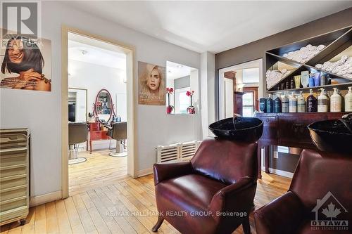 232 St Patrick Street, Ottawa, ON - Indoor