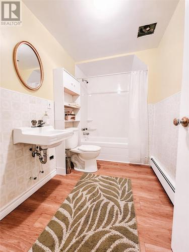 12 Richmond Street, Grand Falls Windsor, NL - Indoor Photo Showing Bathroom