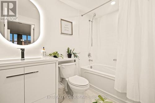 1212 - 35 Mariner Terrace, Toronto, ON - Indoor Photo Showing Bathroom