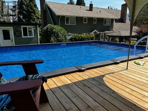 506 201St Avenue, Castlegar, BC - Outdoor With Above Ground Pool