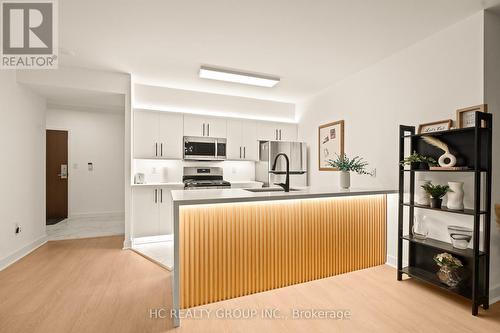 1212 - 35 Mariner Terrace, Toronto, ON - Indoor Photo Showing Kitchen