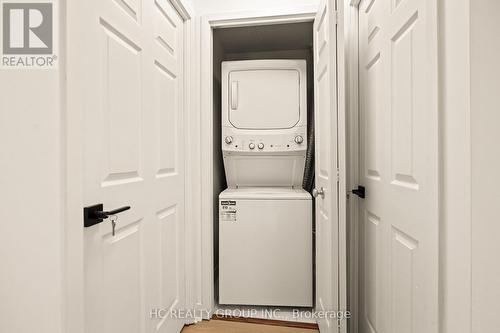 1212 - 35 Mariner Terrace, Toronto, ON - Indoor Photo Showing Laundry Room