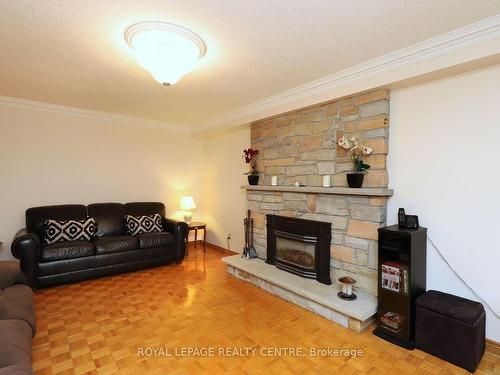 4229 Capilano Crt, Mississauga, ON - Indoor Photo Showing Living Room With Fireplace