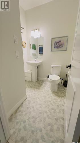 866 Childers Rise, Saskatoon, SK - Indoor Photo Showing Bathroom