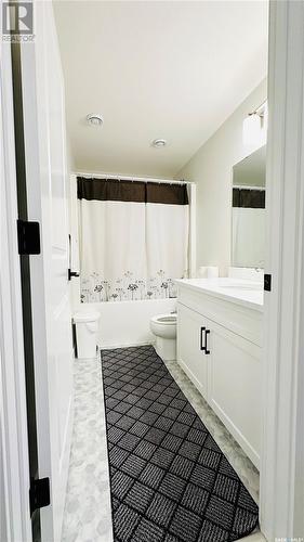 866 Childers Rise, Saskatoon, SK - Indoor Photo Showing Bathroom