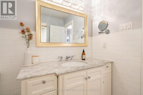 1 - 2400 Whaley Drive, Mississauga, ON - Indoor Photo Showing Bathroom