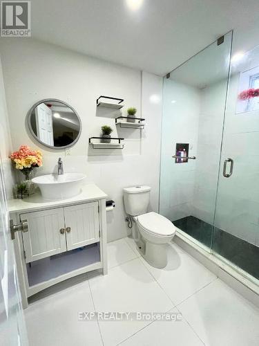 51 Foxwell Street, Toronto, ON - Indoor Photo Showing Bathroom