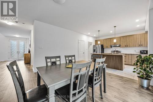 101 Sebastian Street, Blue Mountains, ON - Indoor Photo Showing Dining Room