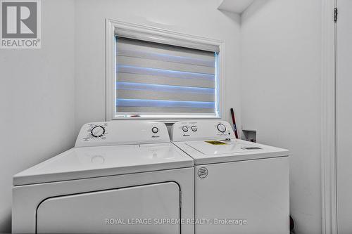 101 Sebastian Street, Blue Mountains, ON - Indoor Photo Showing Laundry Room