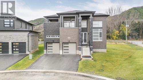 101 Sebastian Street, Blue Mountains, ON - Outdoor With Facade