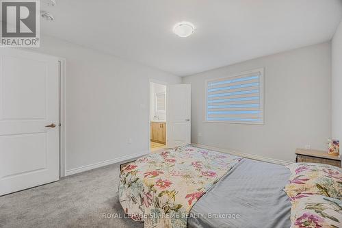 101 Sebastian Street, Blue Mountains, ON - Indoor Photo Showing Bedroom