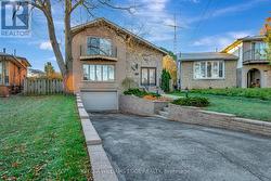 165 BURRWOOD DRIVE  Hamilton, ON L9C 3T3