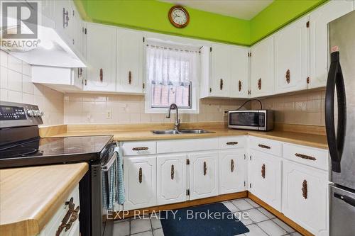 63 Clyde Street, Hamilton, ON - Indoor Photo Showing Kitchen With Double Sink