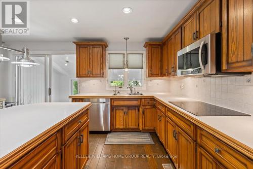 5339 Highway 9, Minto, ON - Indoor Photo Showing Kitchen With Double Sink