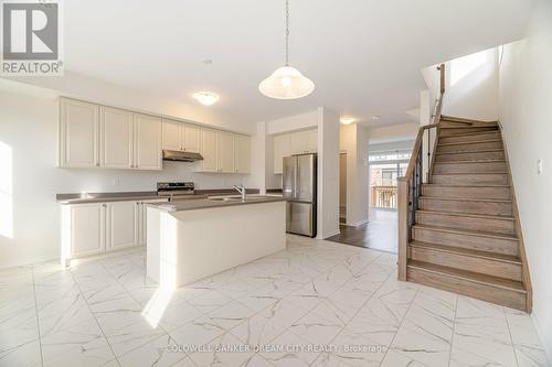 227 Gillespie Drive, Brantford, ON - Indoor Photo Showing Kitchen