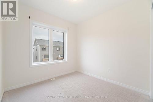 227 Gillespie Drive, Brantford, ON - Indoor Photo Showing Other Room