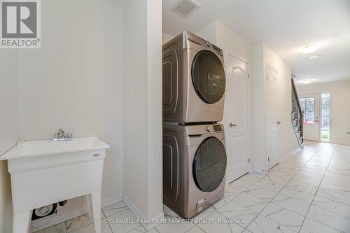 227 Gillespie Drive, Brantford, ON - Indoor Photo Showing Laundry Room