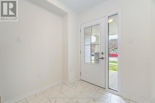 227 Gillespie Drive, Brantford, ON - Indoor Photo Showing Other Room