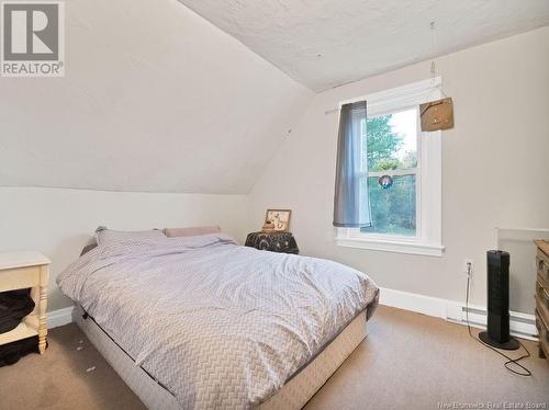 11 Maple Avenue, Sackville, NB - Indoor Photo Showing Bedroom